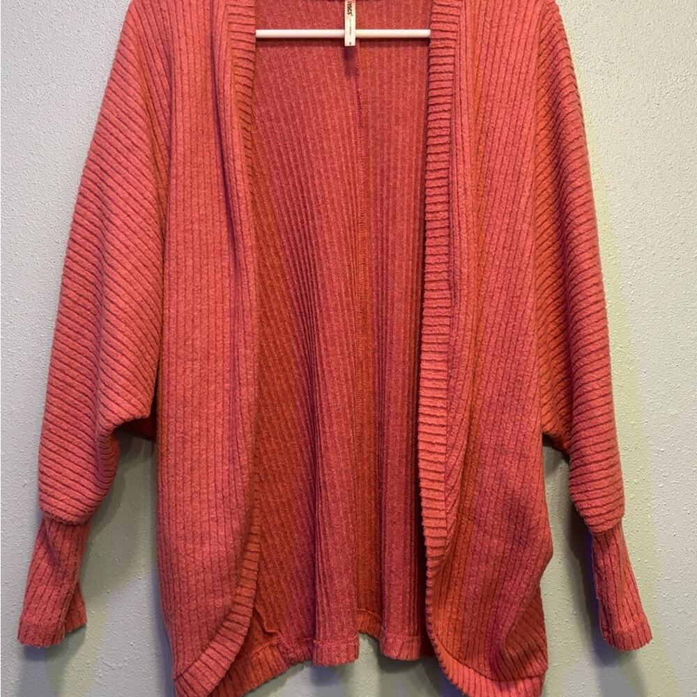 Tresics Women’s Muted Coral Ribbed Open-Front Cardigan Size Small